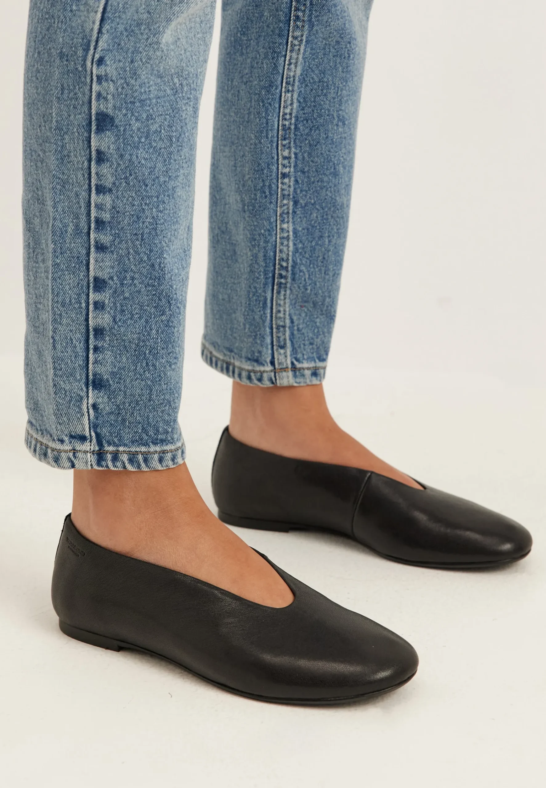 Aleya Leather Ballerina