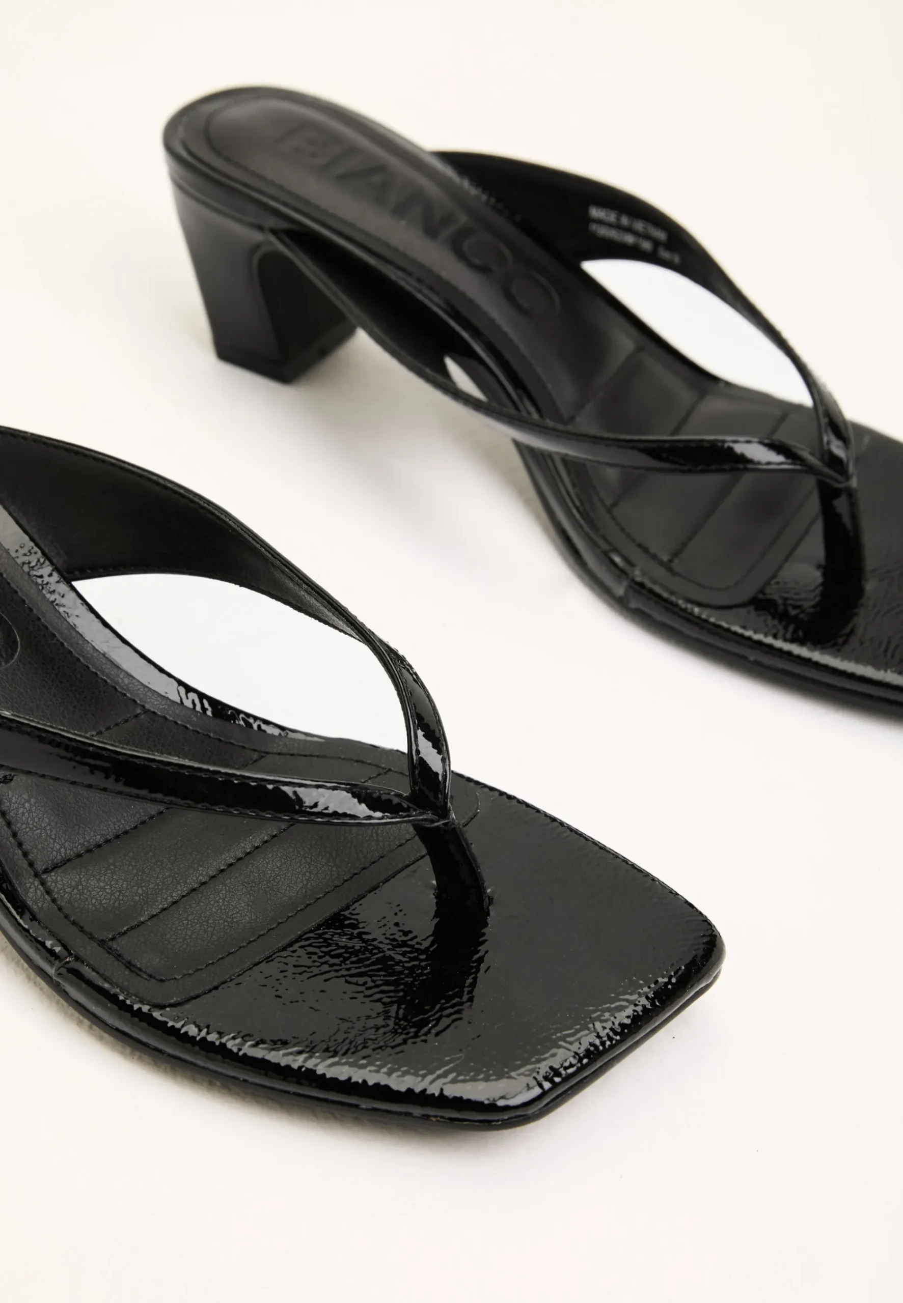 Biaspice Toe Post Faux Leather