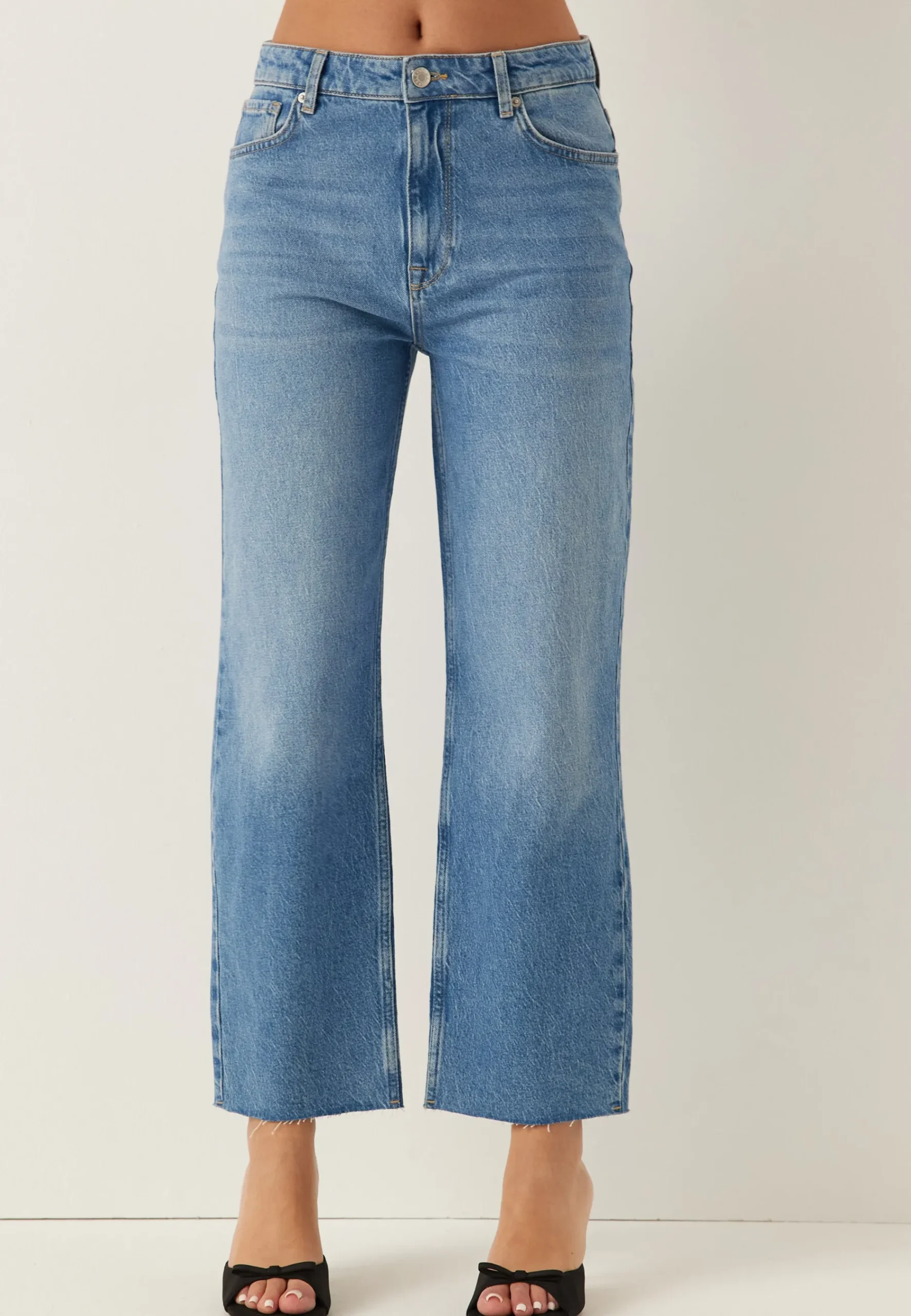 Linn High Straight Ankle Jeans