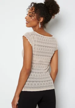 Vichikka V-neck Cap Sleeve Top
